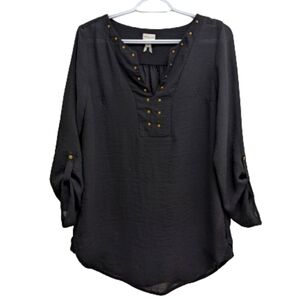 Dynamite women's black studded v-neck lightweight blouse size M